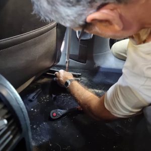 how to remove car seats 